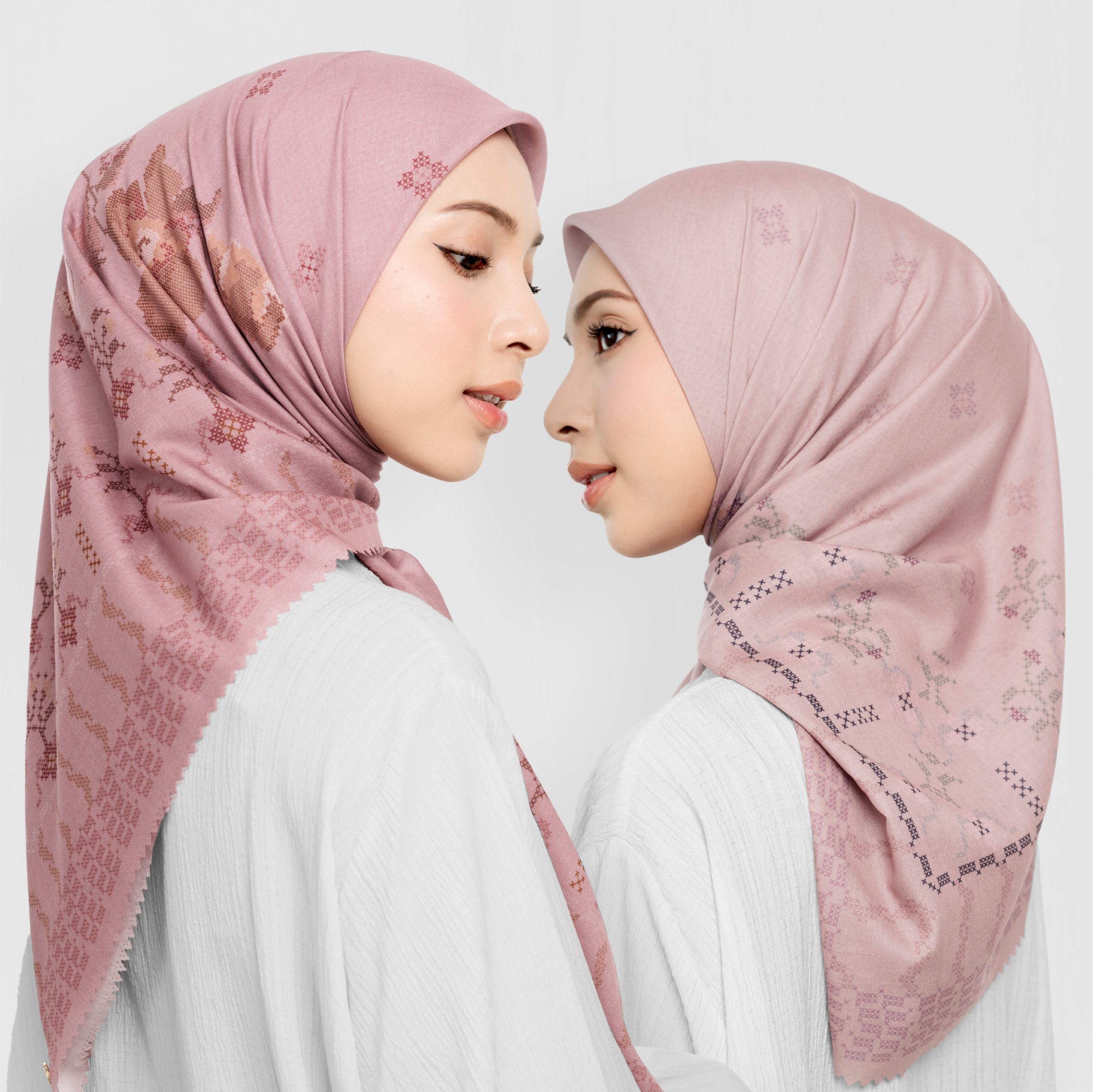 ZAZI - ARUNIKA Scarf Printing 115x115cm - Image 4