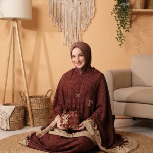 Maroon Etnic Prayer Set