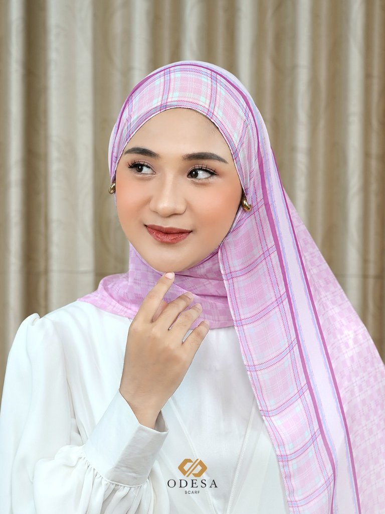 ODESA - RONA Hijab Pashmina Motif Kotak Stripe Tartan 188X75cm Azura Premium - Image 4